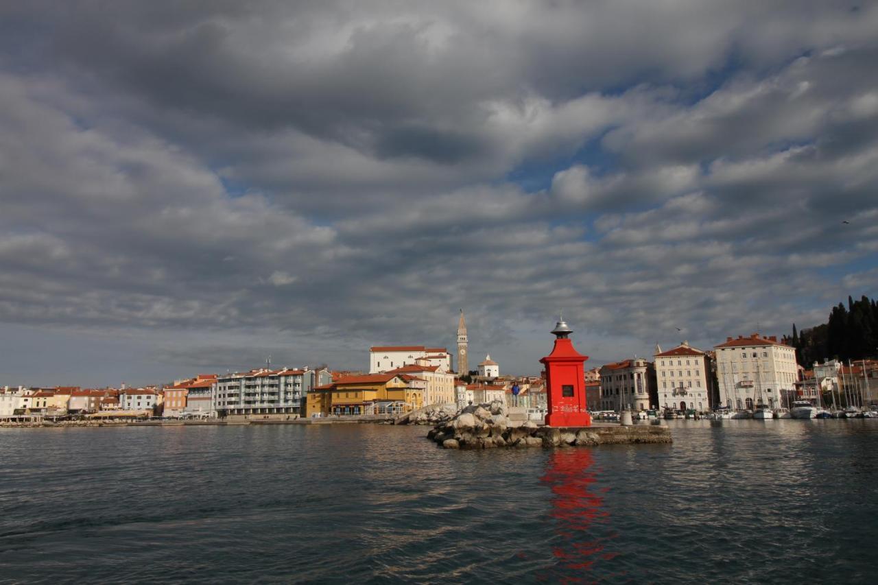Sal & Mar Apartments Piran Exterior foto